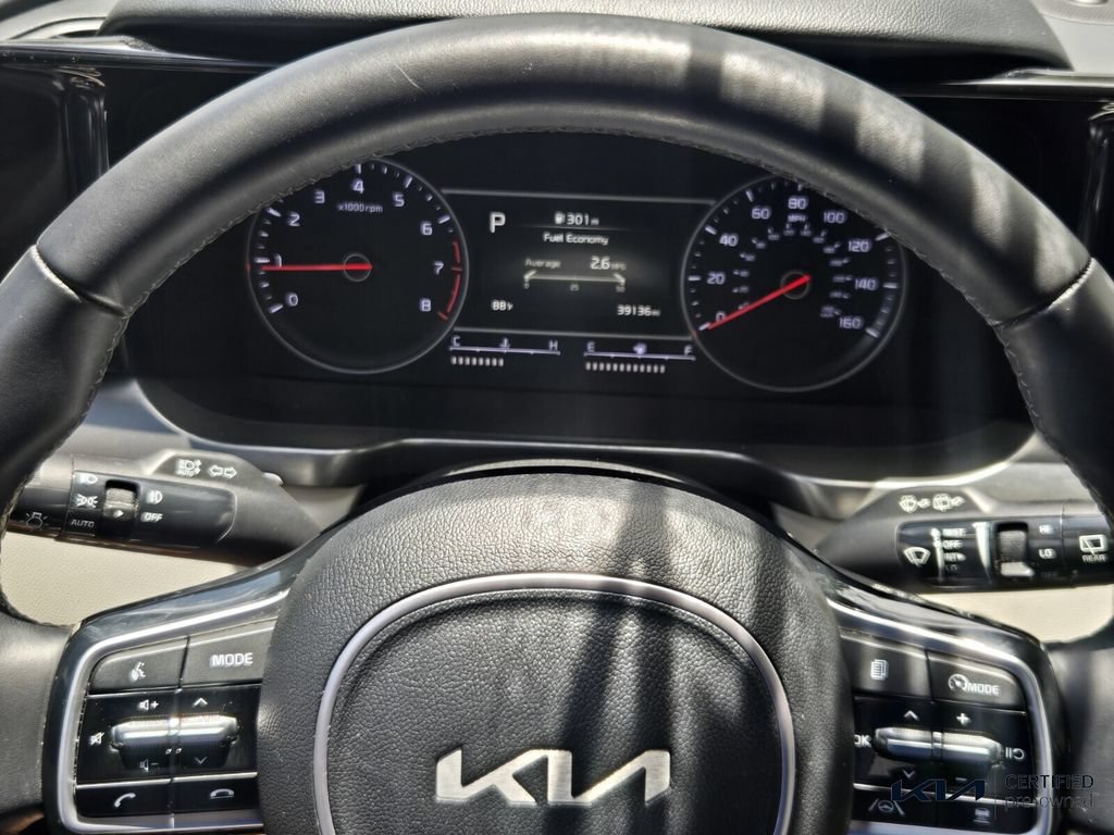 Certified 2022 Kia Sorento SX FWD image 32