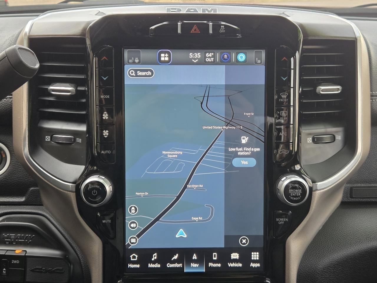 Used 2024 RAM 2500 Laramie w/ Snow Chief Group image 23