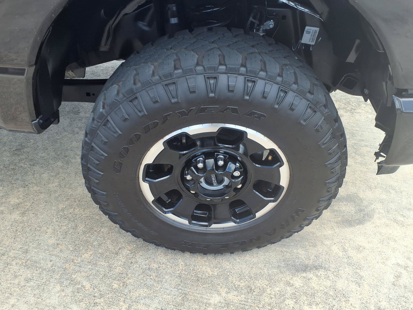 Used 2025 Ford F250 King Ranch w/ Tremor Off-Road Package AWD/4WD image 9