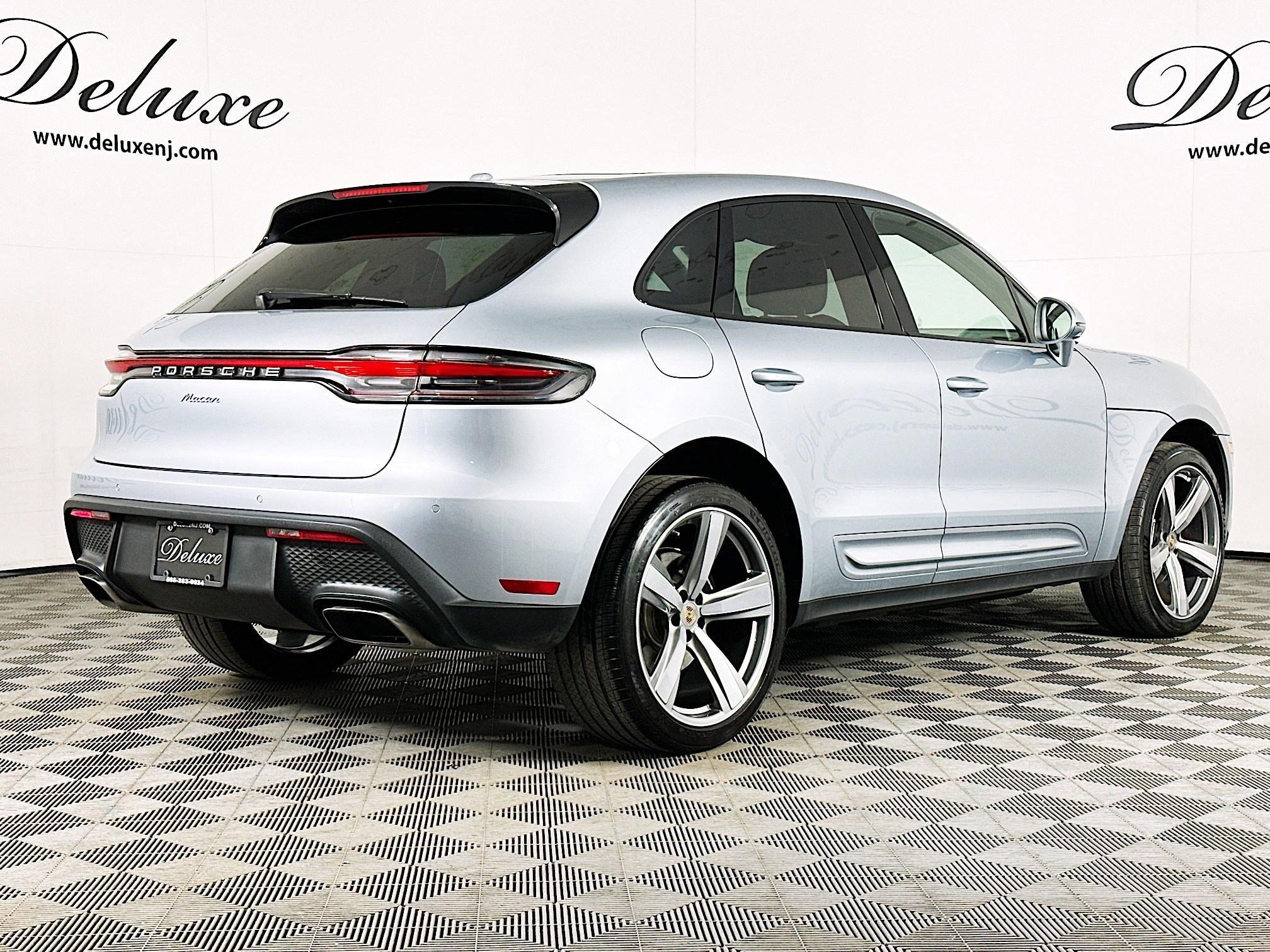 Used 2024 Porsche Macan AWD/4WD image 6