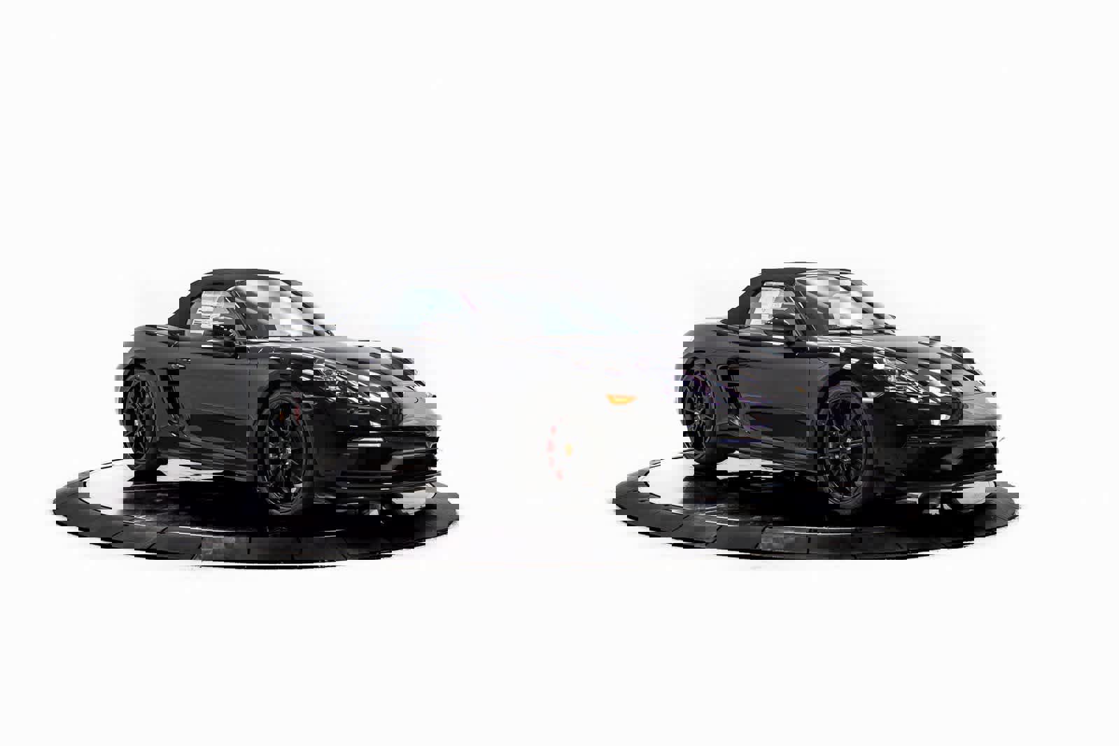 New 2025 Porsche 718 Boxster GTS image 9