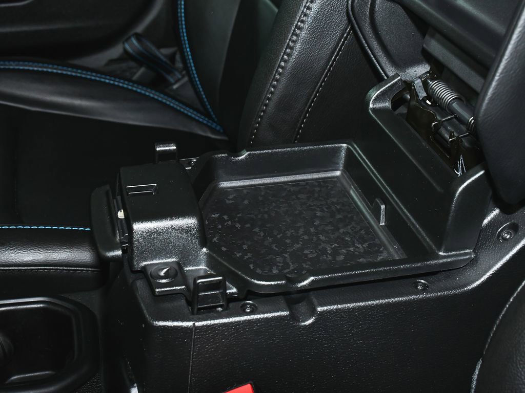 Used 2023 Jeep Wrangler Unlimited Rubicon 4xe w/ Cold Weather Group AWD/4WD image 39