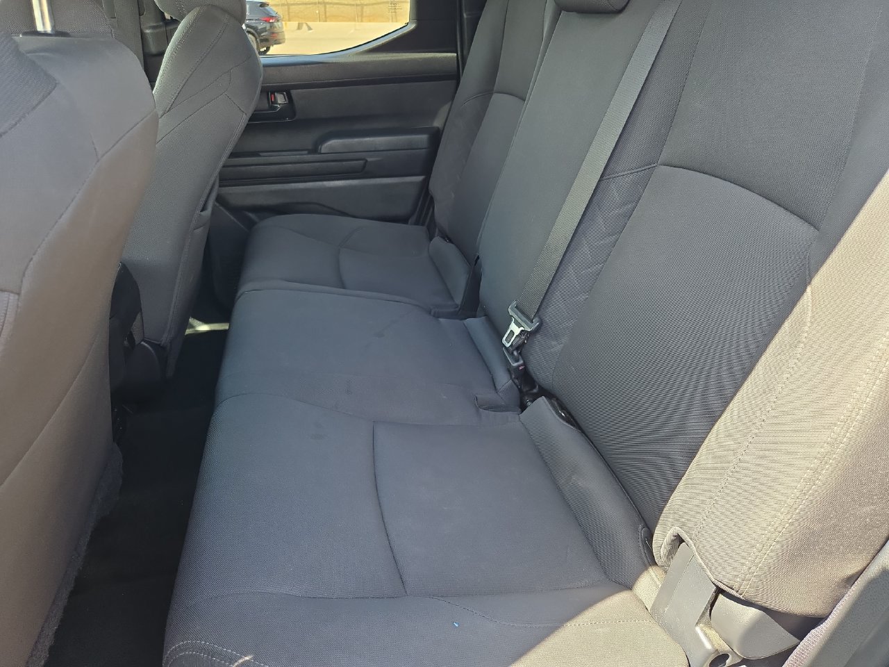 Used 2024 Toyota Tacoma SR5 AWD/4WD image 12