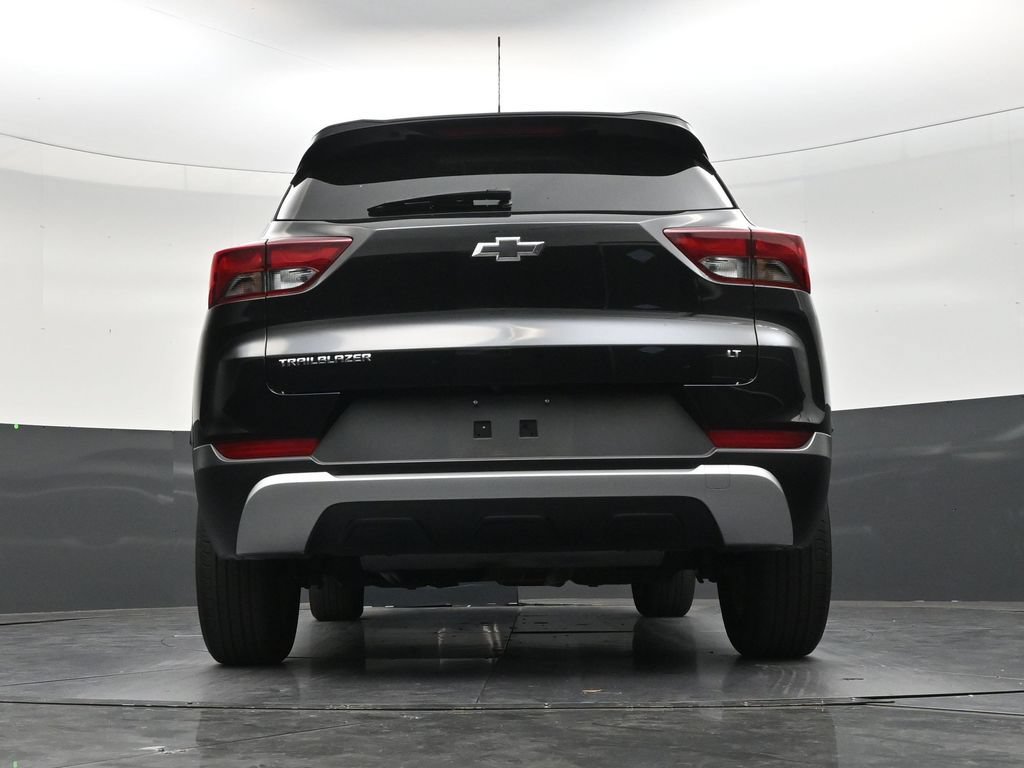 Used 2023 Chevrolet TrailBlazer LT FWD image 23