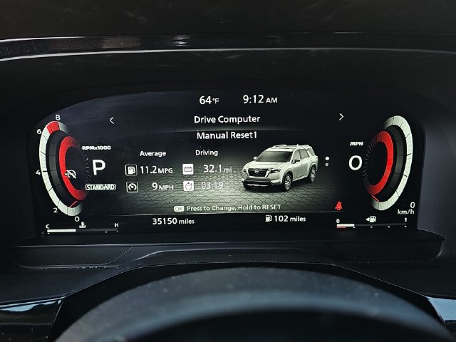 Used 2024 Nissan Pathfinder Platinum FWD image 23