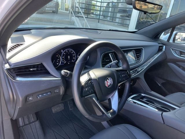 Used 2023 Buick Enclave Premium AWD/4WD image 8