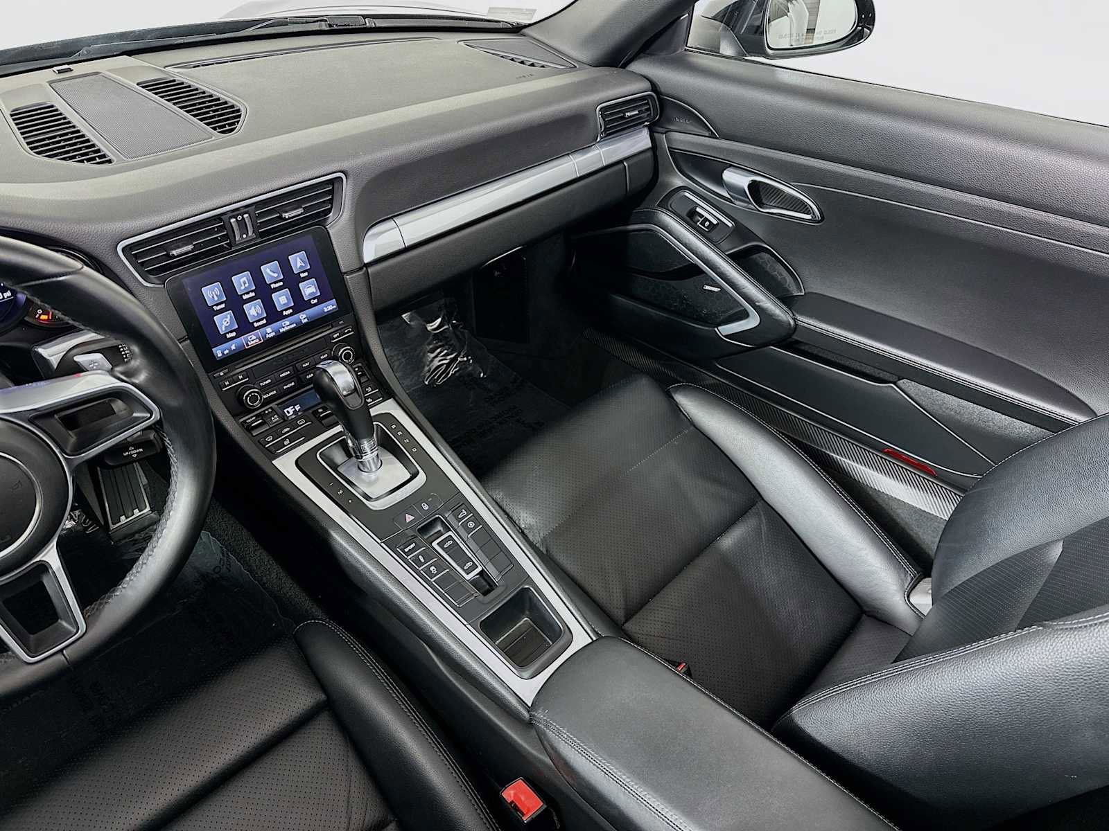 Certified 2017 Porsche 911 Targa 4S image 24