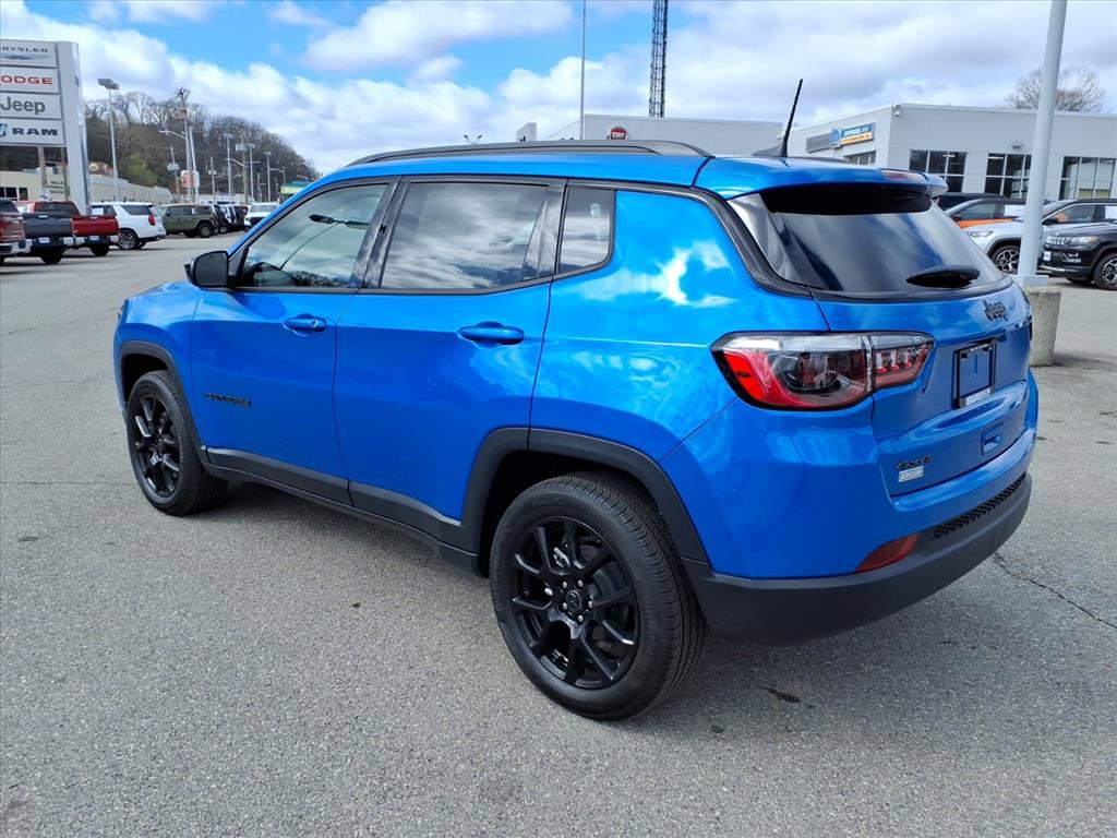 New 2026 Jeep Compass Latitude image 6
