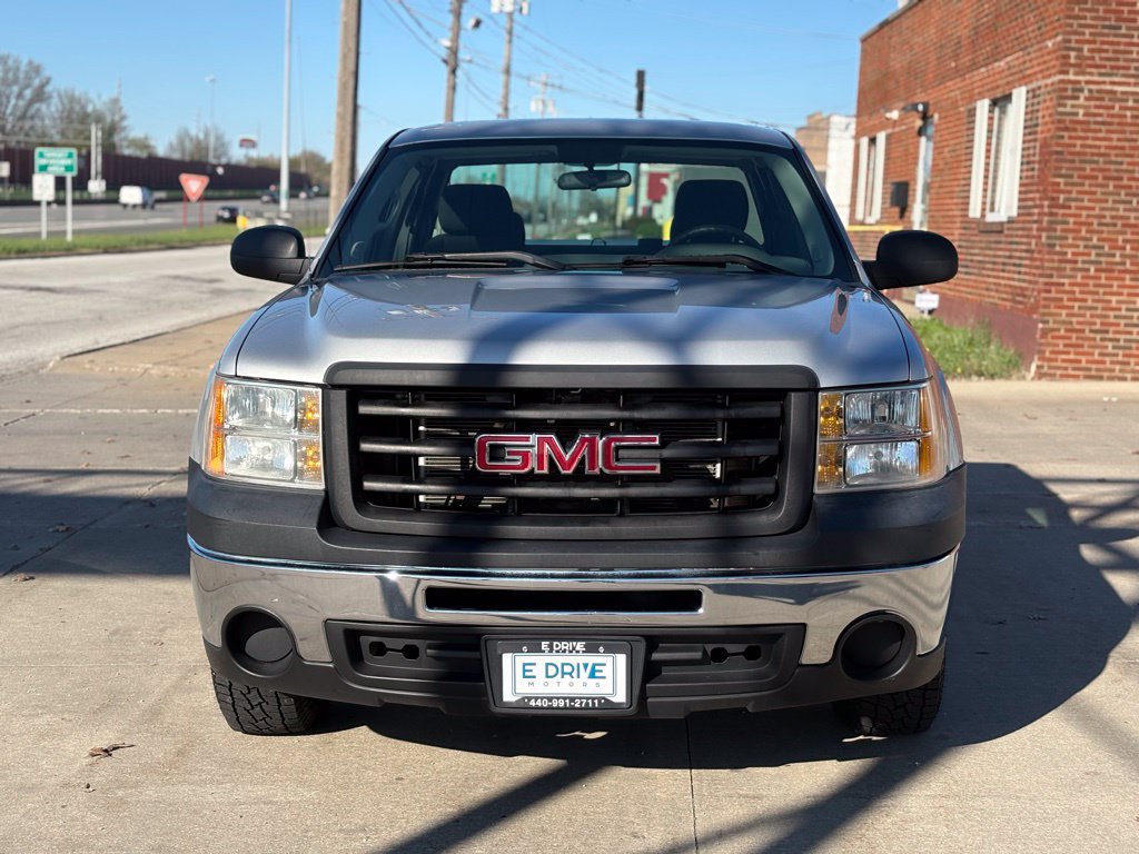 Used 2011 GMC Sierra 1500 W/T RWD image 2
