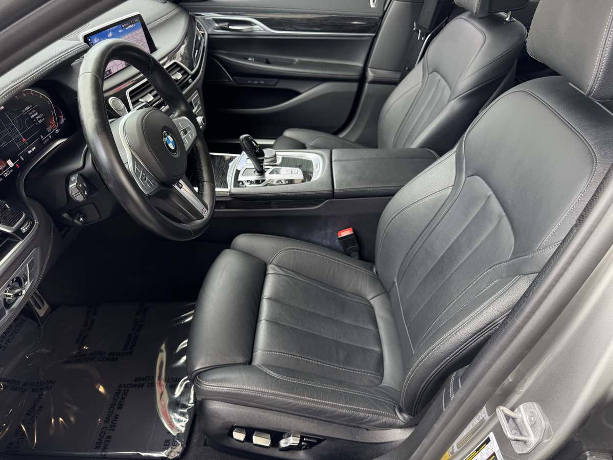 Used 2021 BMW 740i w/ M Sport Package image 14