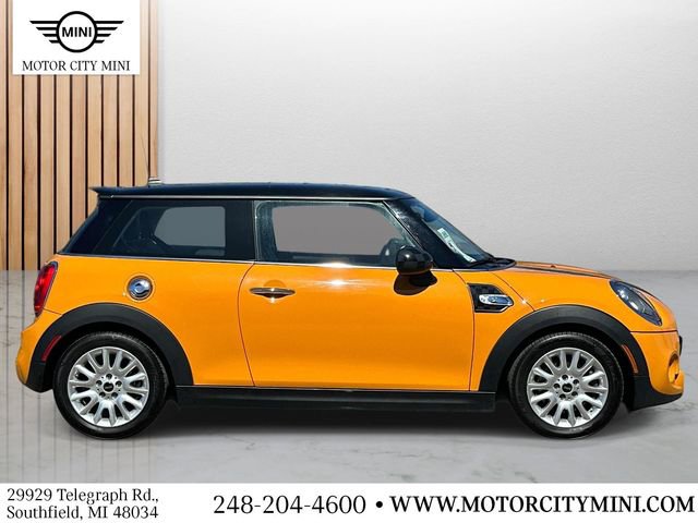 Used 2015 MINI Cooper S image 2