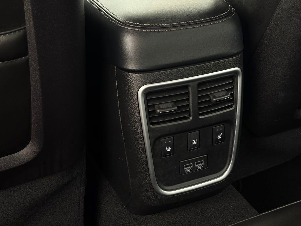 Used 2022 Chrysler 300 Touring L w/ Safetytec Plus Group image 23