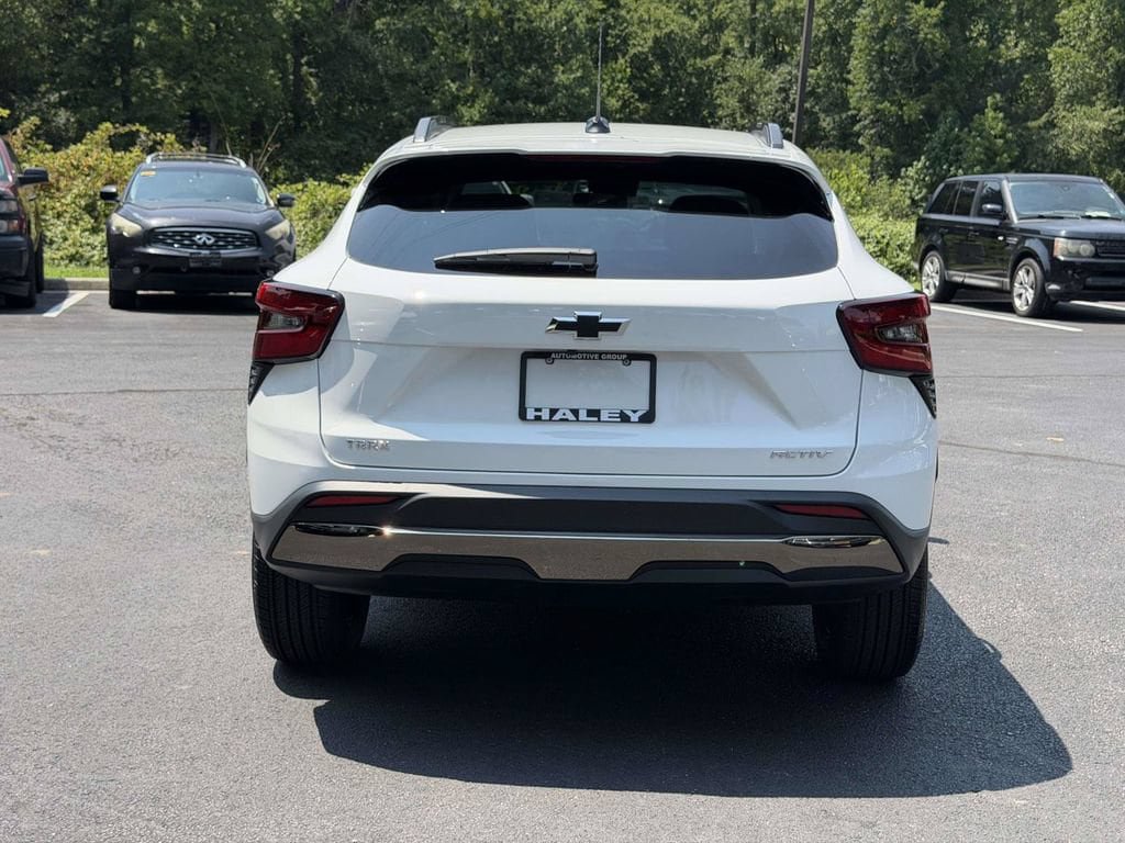 New 2026 Chevrolet Trax ACTIV FWD image 21