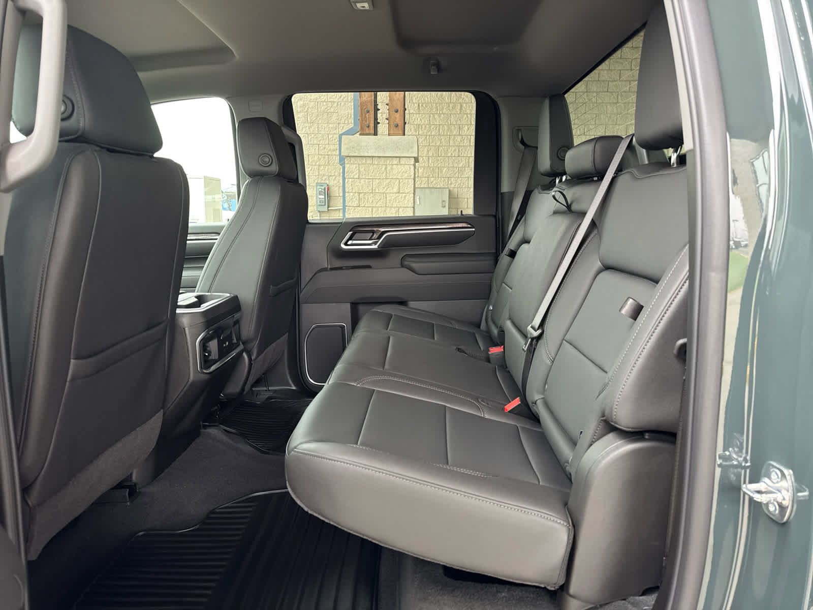 New 2026 Chevrolet Silverado 3500 LTZ w/ LTZ Convenience Package image 31