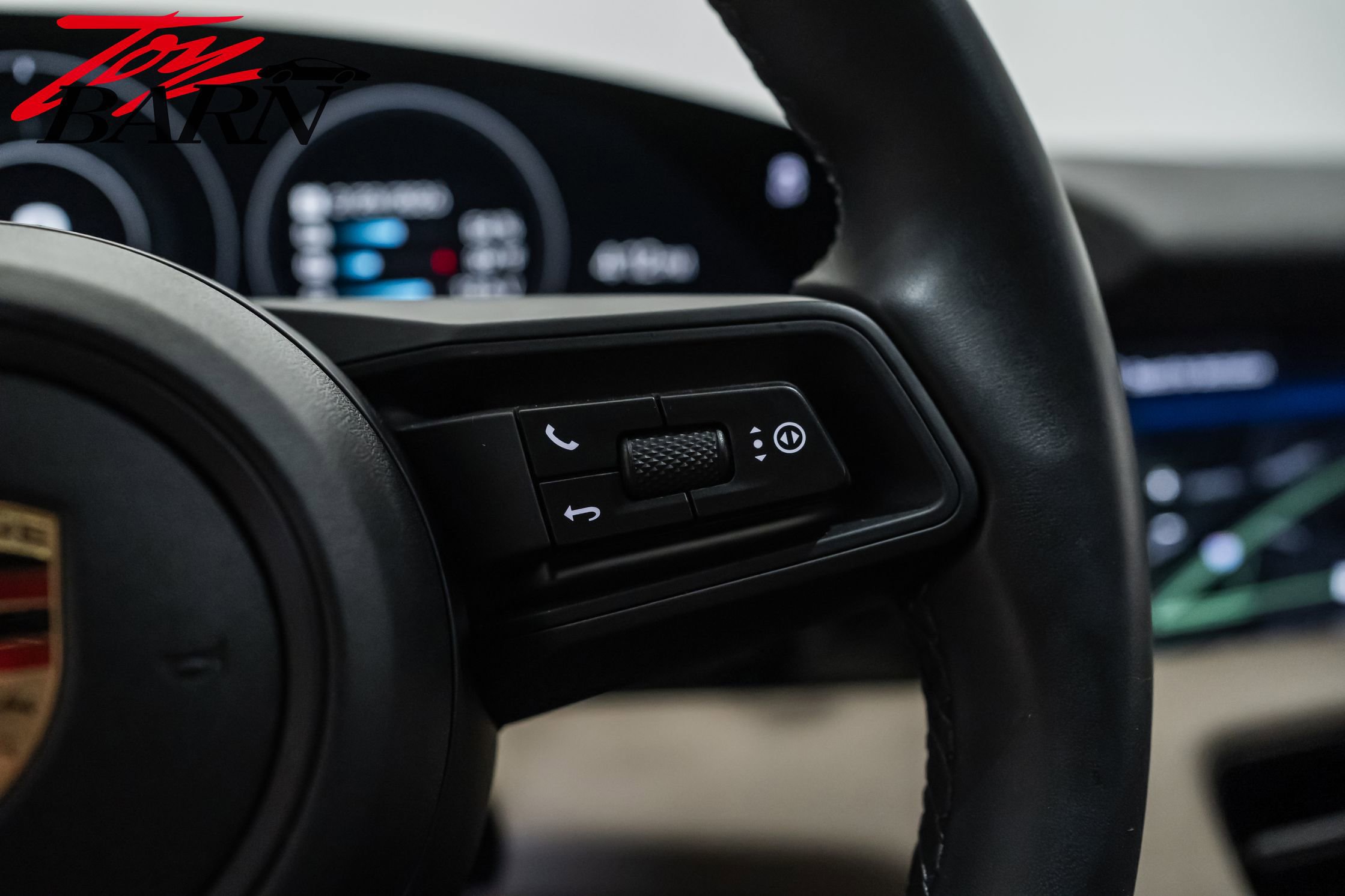 Used 2024 Porsche Taycan 4 Cross Turismo image 33