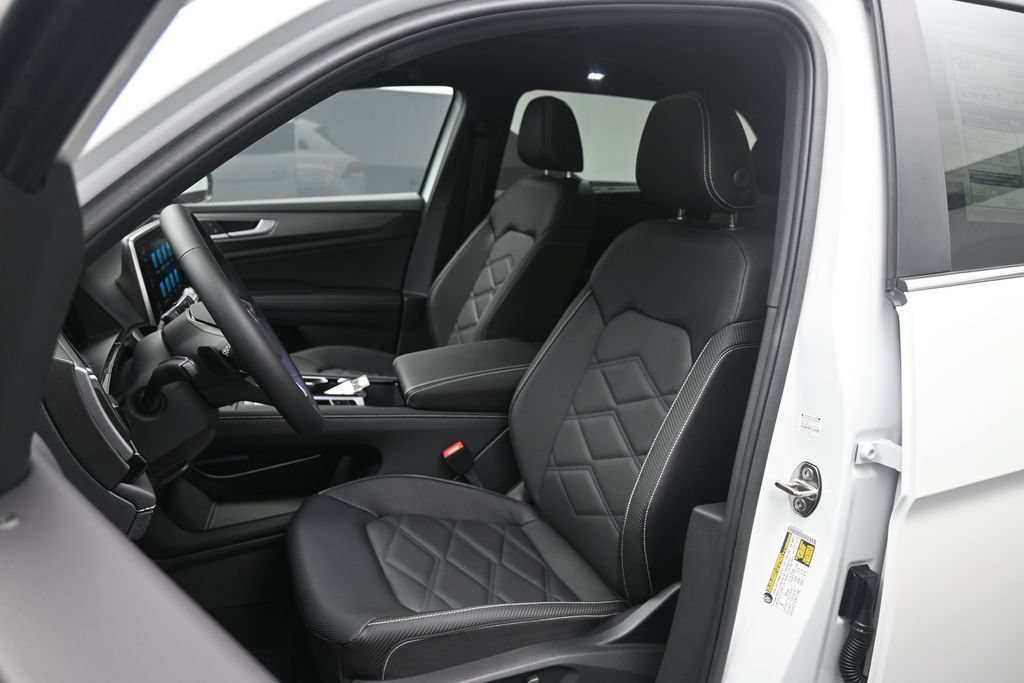 New 2026 Volkswagen Atlas Cross Sport SE FWD image 15