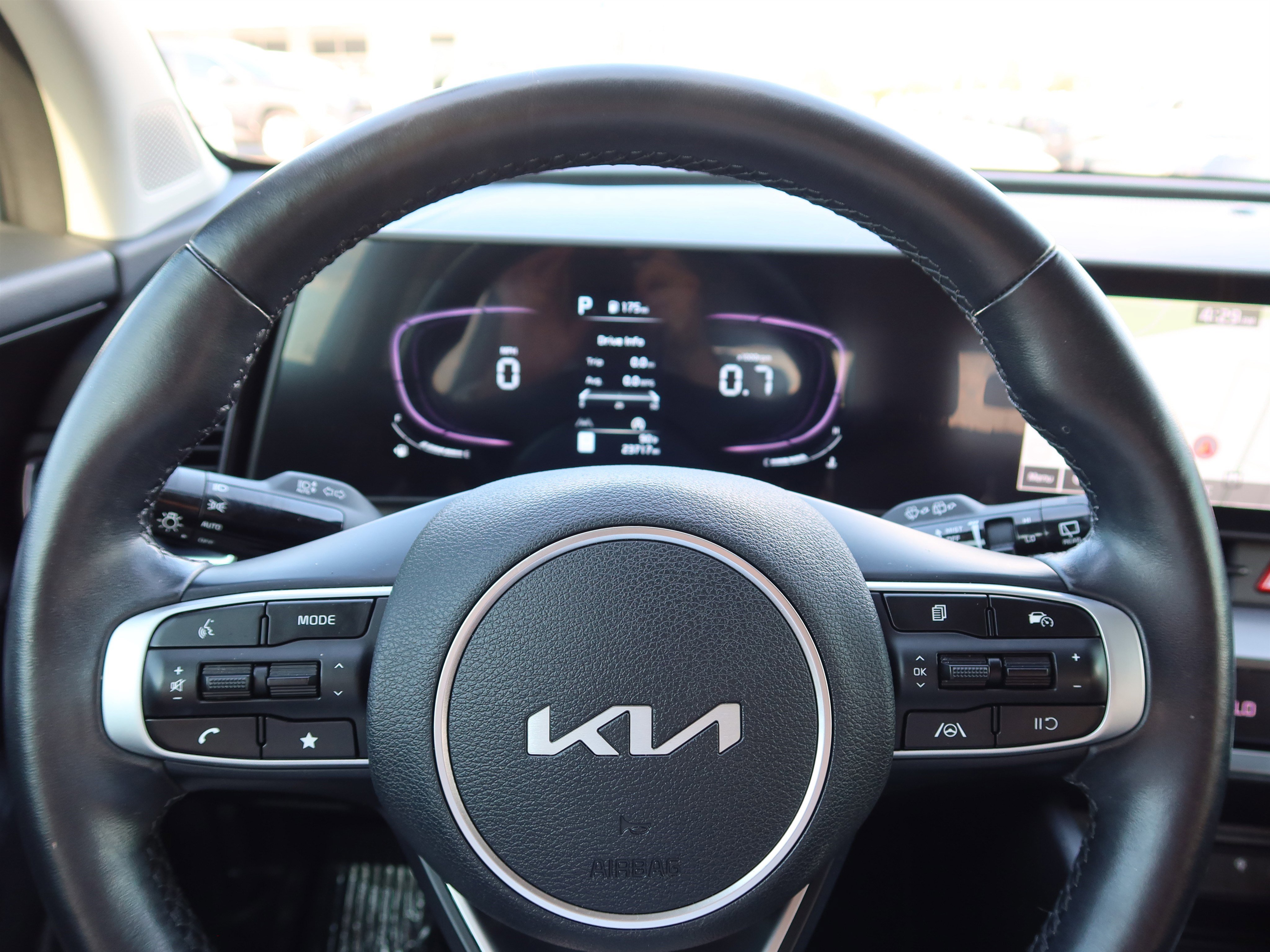 Used 2023 Kia Sportage EX image 23