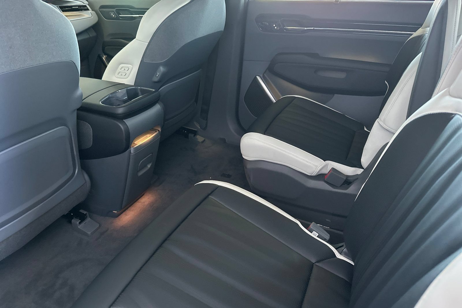 New 2026 Kia EV9 GT-Line AWD/4WD image 12