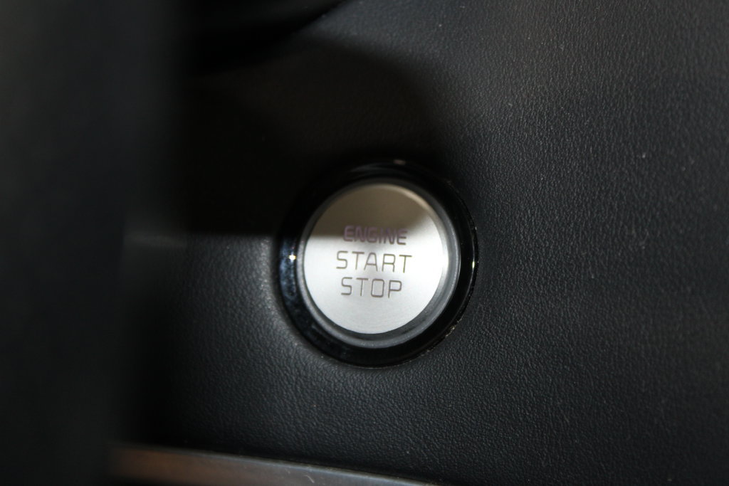 Used 2020 Kia Stinger GT1 RWD image 37