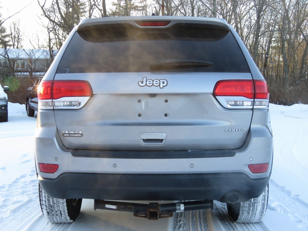 Used 2019 Jeep Grand Cherokee Laredo image 6