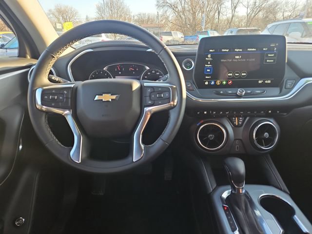 Used 2023 Chevrolet Blazer LT image 9