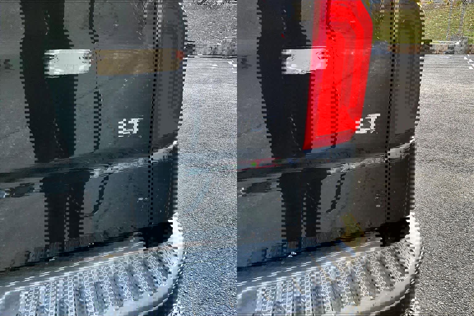 Used 2021 Chevrolet Silverado 1500 LT Trail Boss w/ Convenience Package II image 9