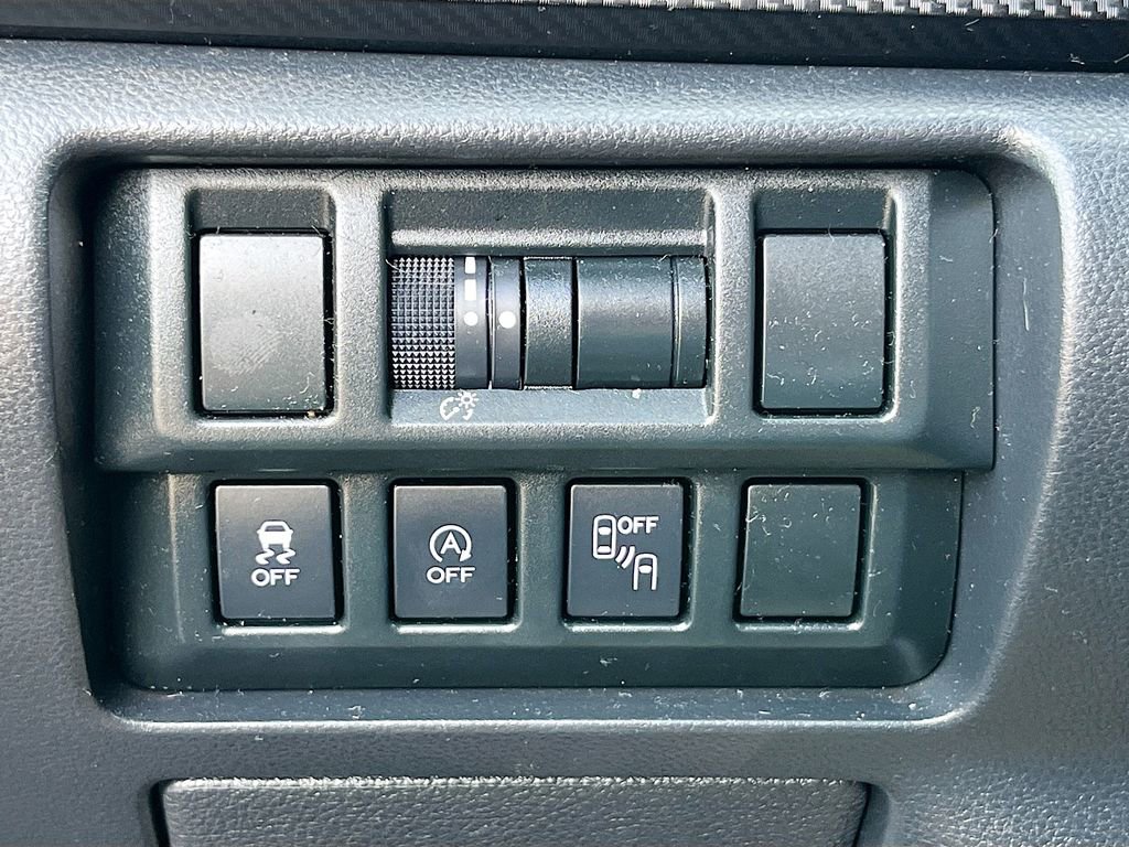 Used 2021 Subaru Crosstrek 2.0i Premium w/ Moonroof Package image 10