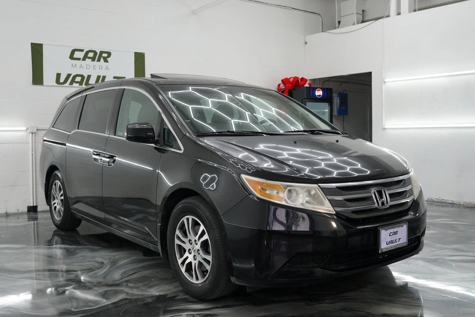 Used 2011 Honda Odyssey EX-L image 4