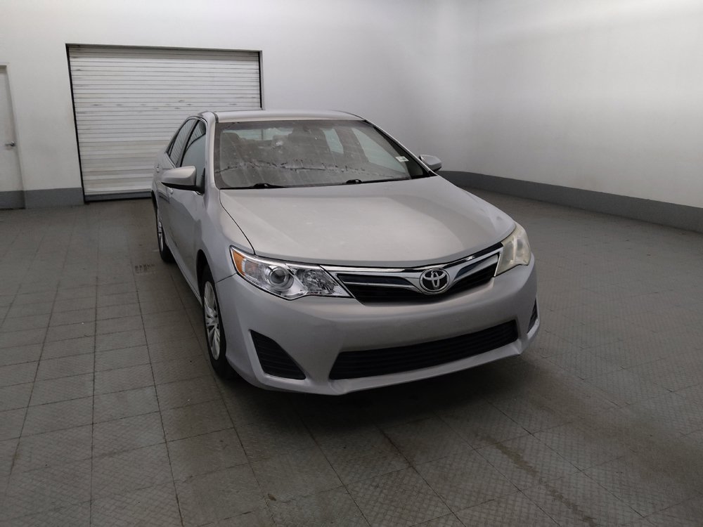 Used 2014 Toyota Camry LE FWD image 14