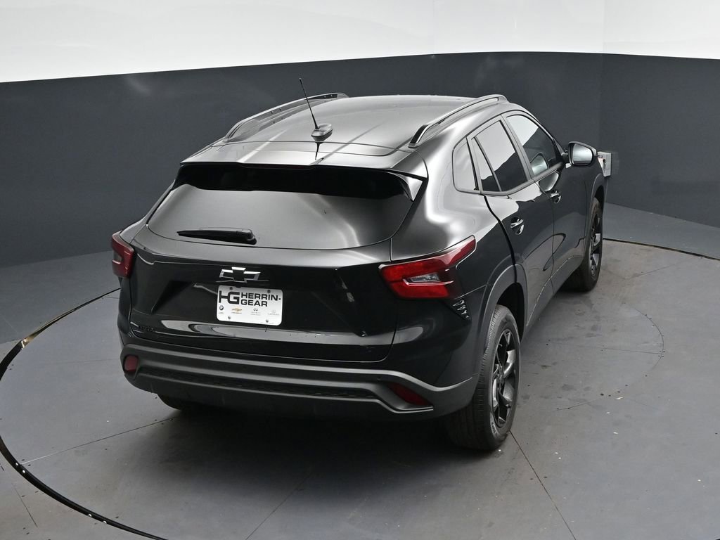 New 2026 Chevrolet Trax LT w/ Driver Confidence Package FWD image 34