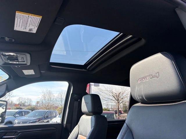 Used 2025 GMC Sierra 2500 AT4 w/ AT4 Premium Plus Package image 22