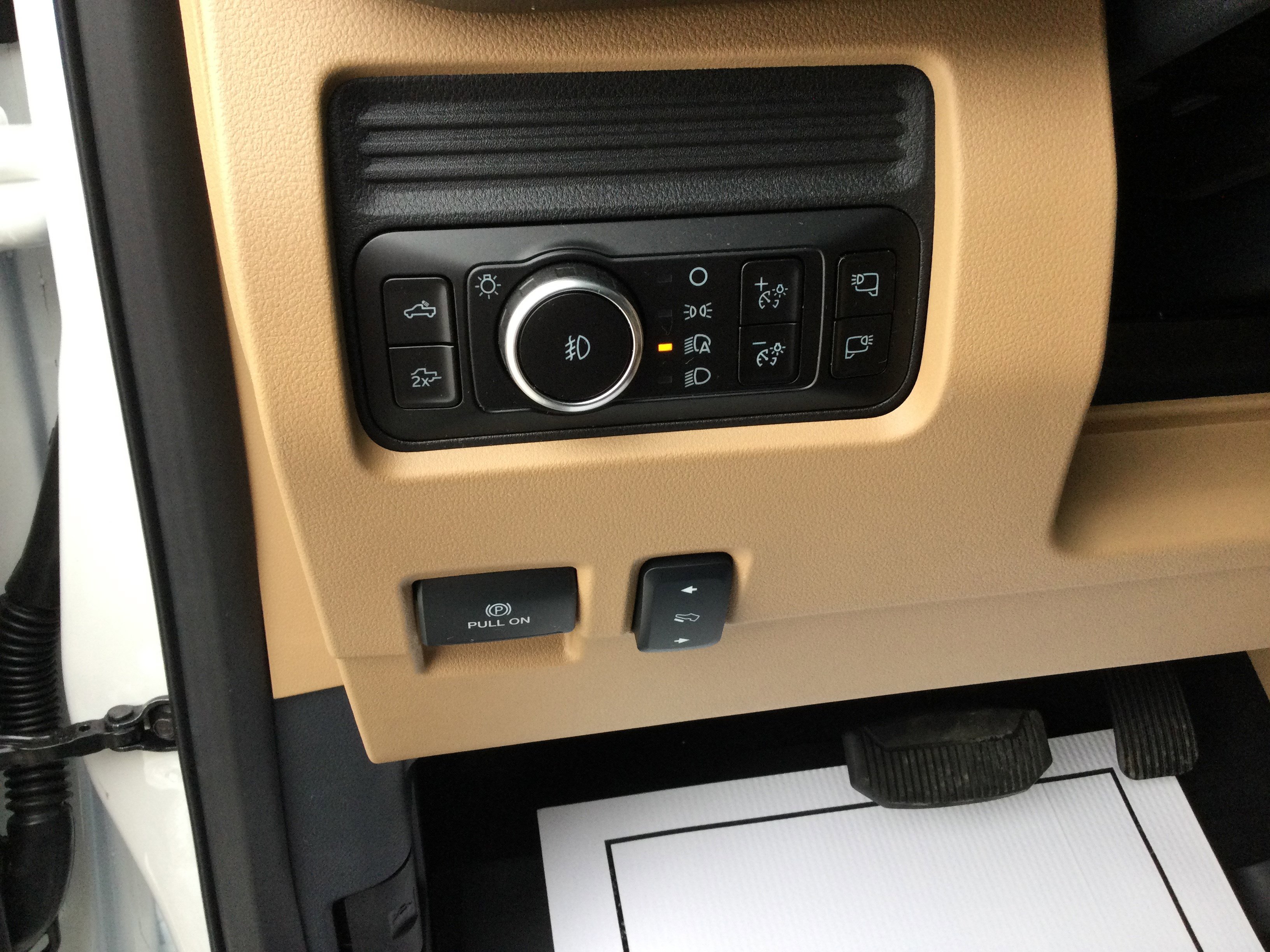 New 2026 Ford F350 Lariat image 13