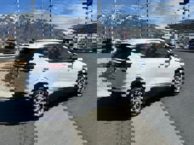 New 2027 Chevrolet Bolt LT w/ Comfort Package image 25