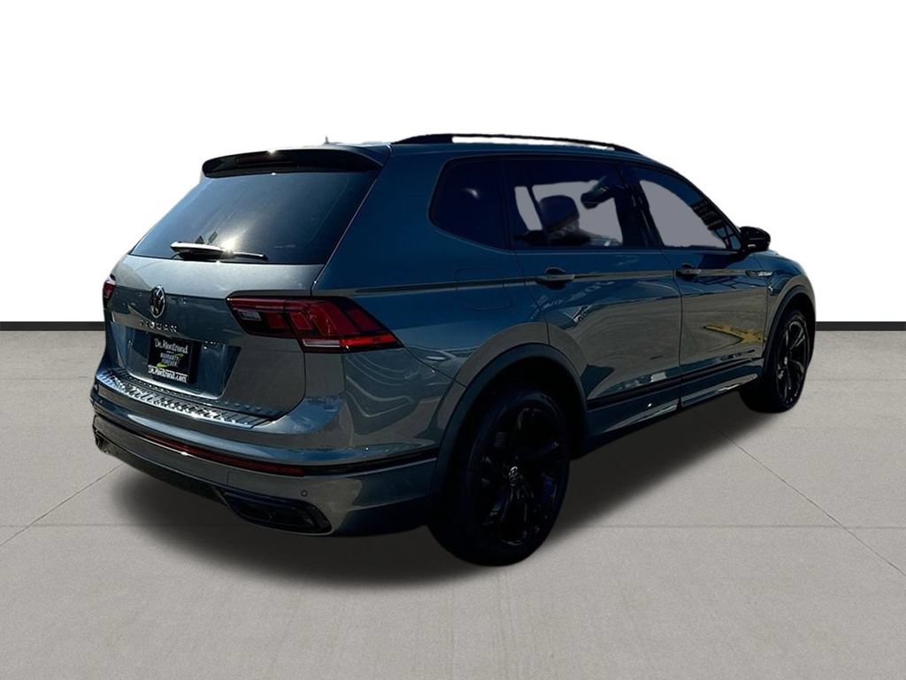 Used 2024 Volkswagen Tiguan SE R-Line FWD image 6