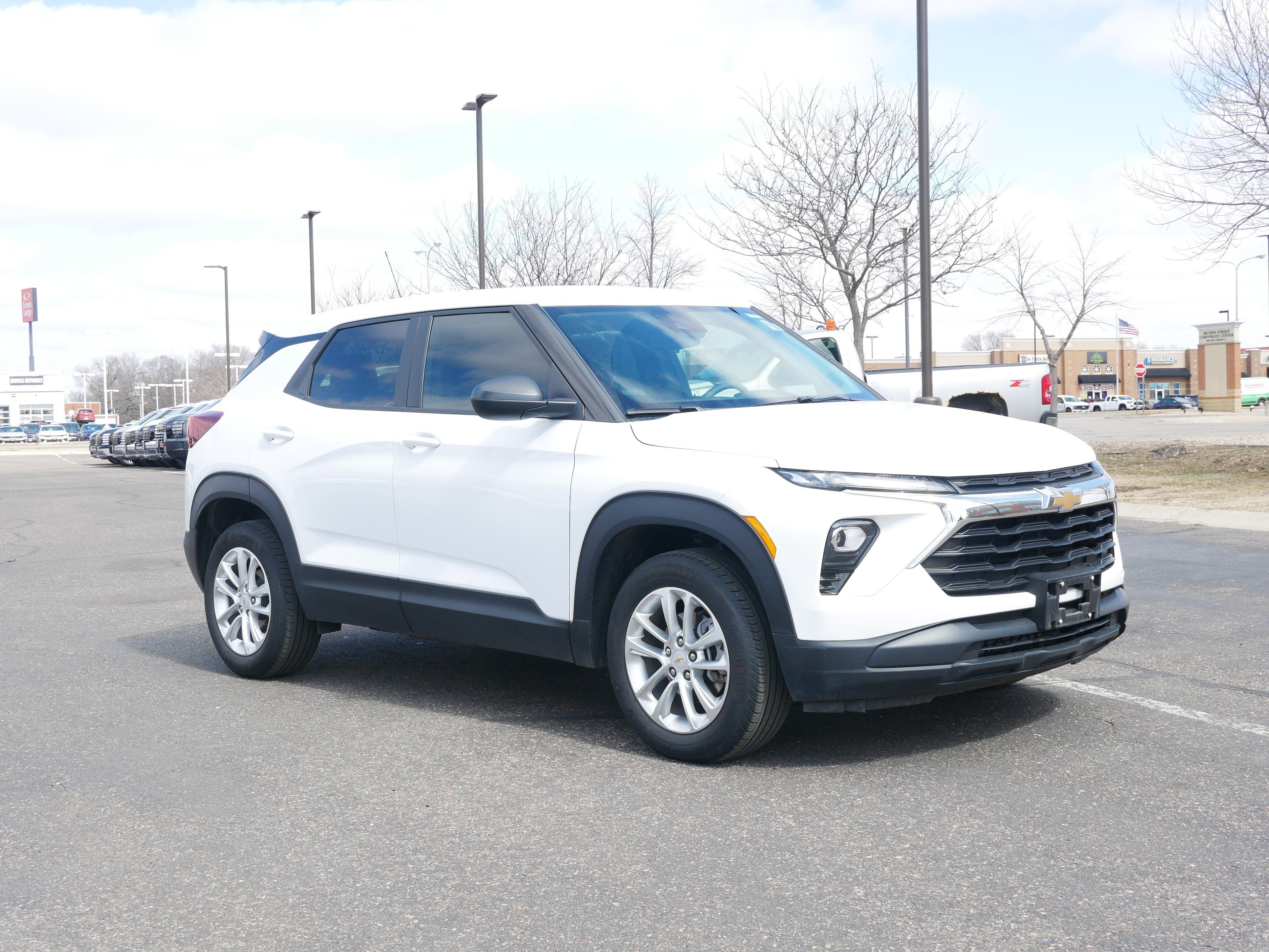 Used 2025 Chevrolet TrailBlazer LS w/ LS Convenience Package AWD/4WD image 7