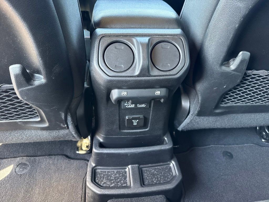Used 2024 Jeep Wrangler Unlimited Rubicon 4xe image 19