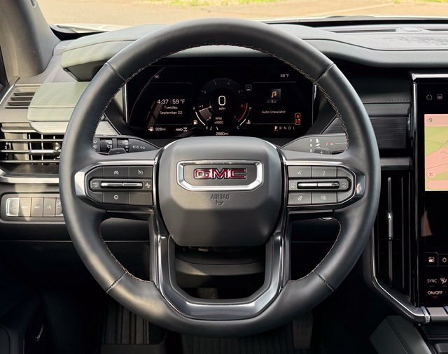 Used 2026 GMC Acadia AT4 AWD/4WD image 13