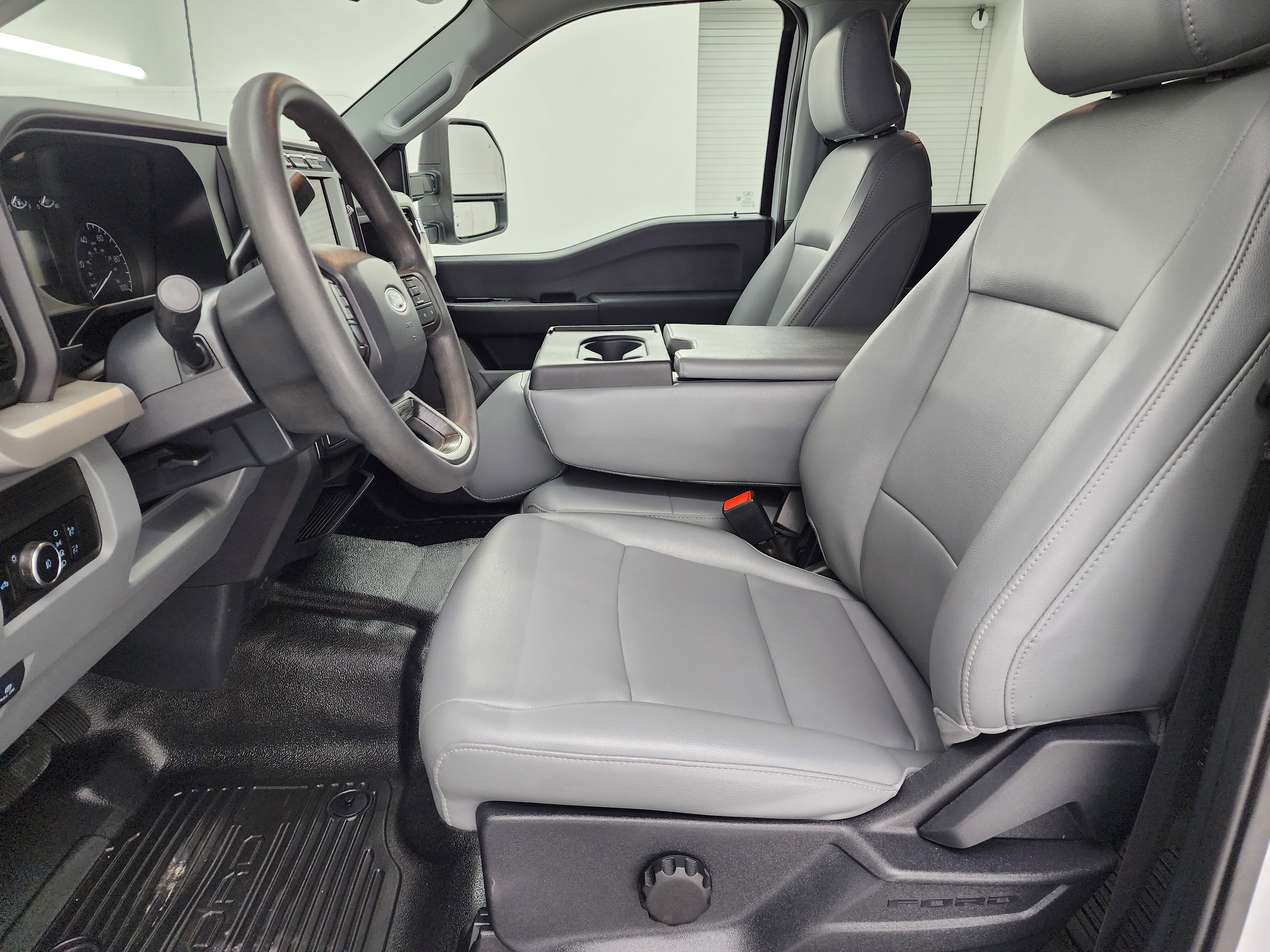 Used 2023 Ford F350 XL image 8