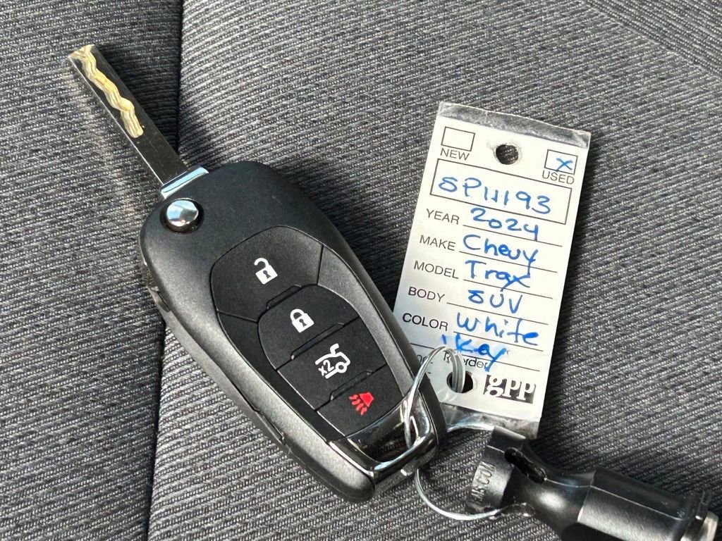 Used 2024 Chevrolet Trax LS w/ Driver Confidence Package image 48
