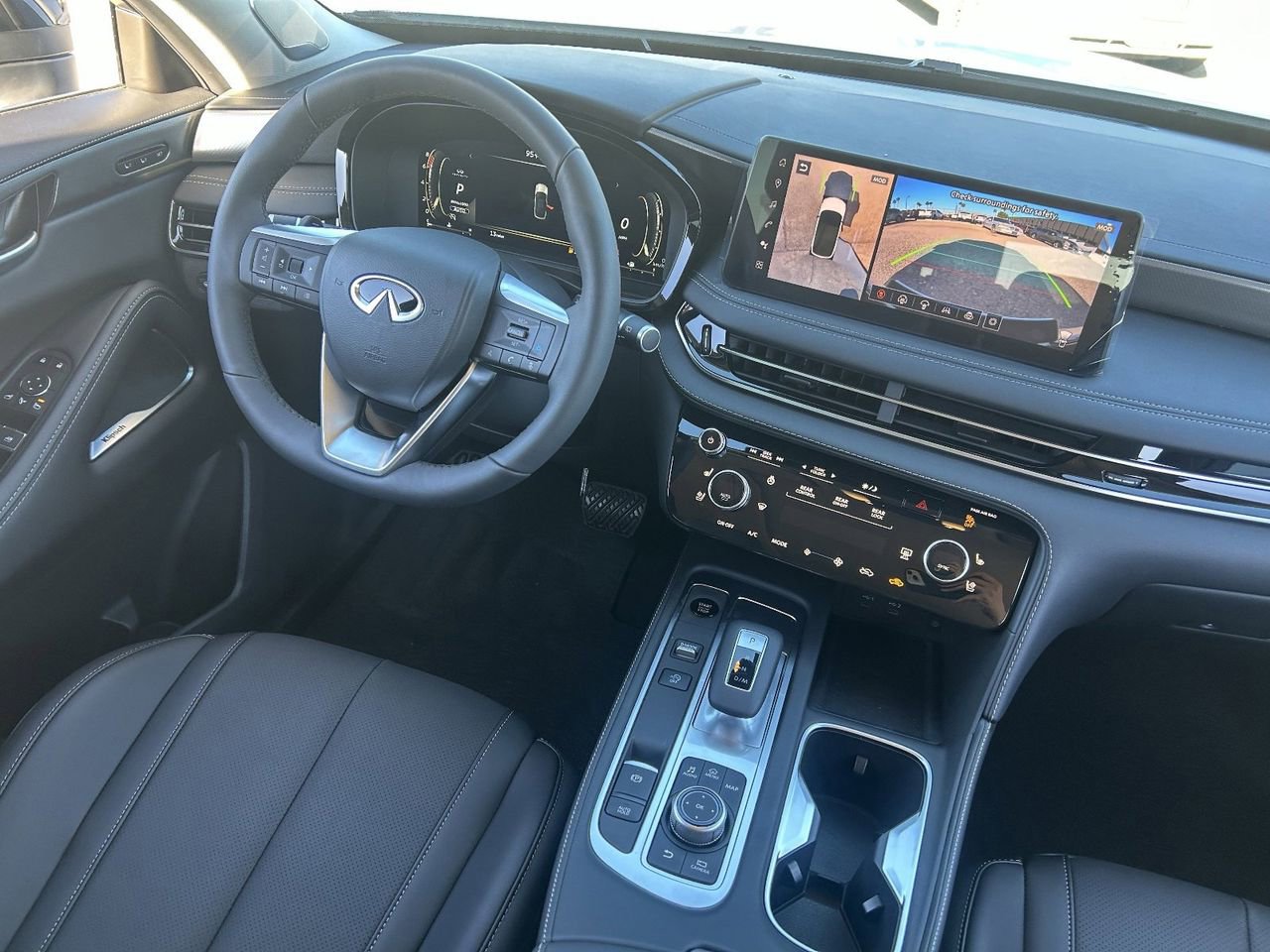 New 2026 INFINITI QX60 Luxe w/ Cargo Package image 16