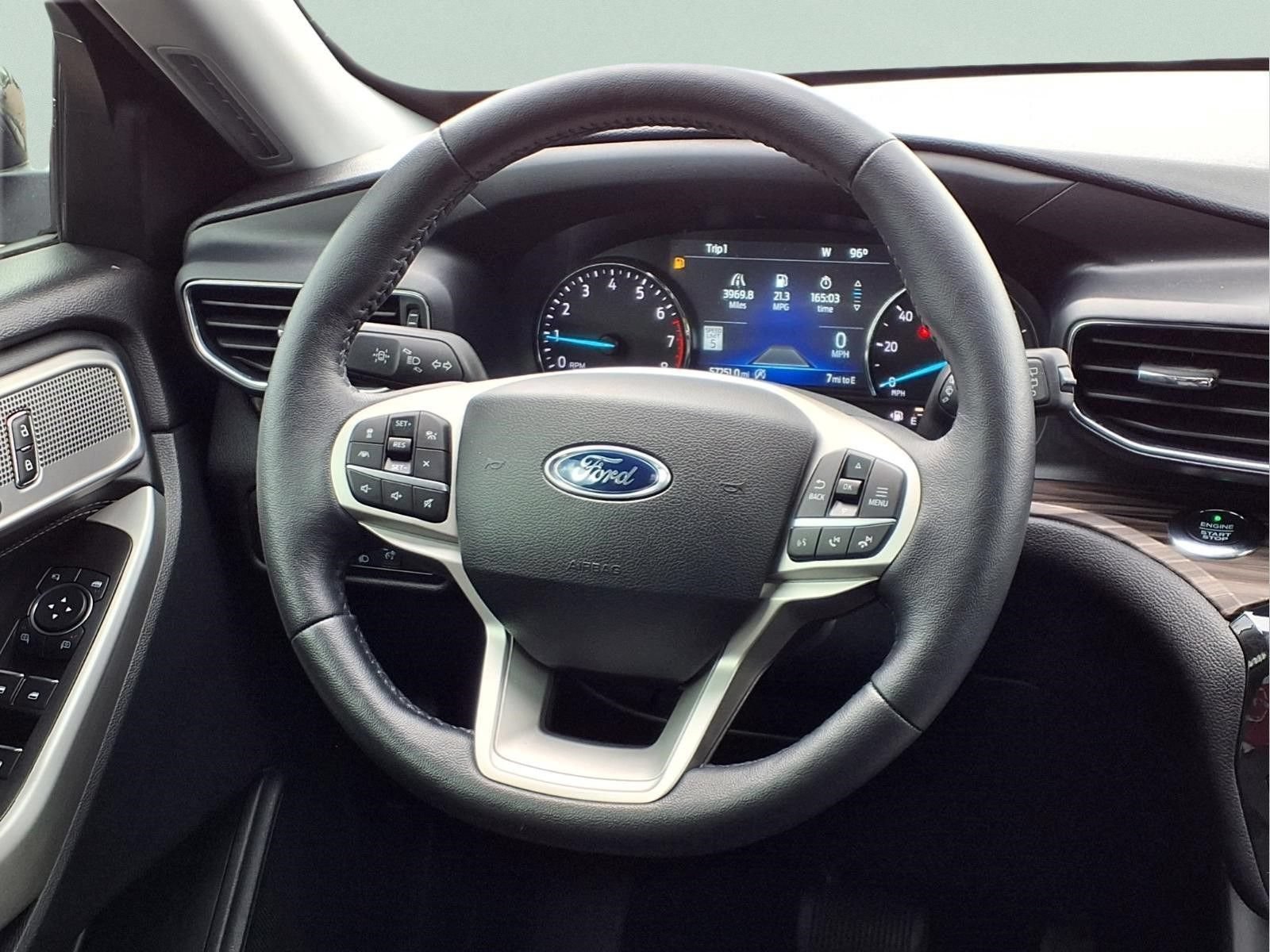 Used 2021 Ford Explorer Limited RWD image 14