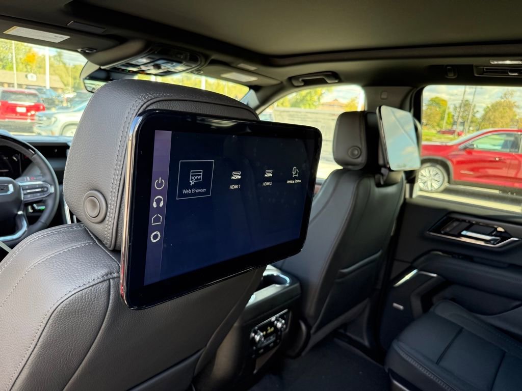 New 2026 GMC Yukon Denali w/ Denali Reserve Package image 18