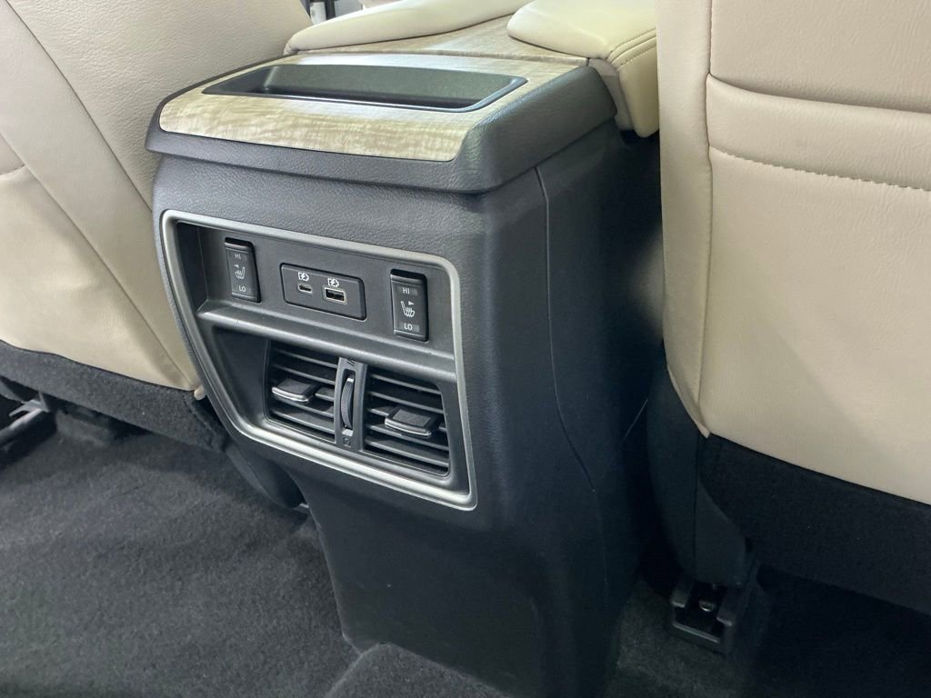 Used 2024 Nissan Murano SL image 17
