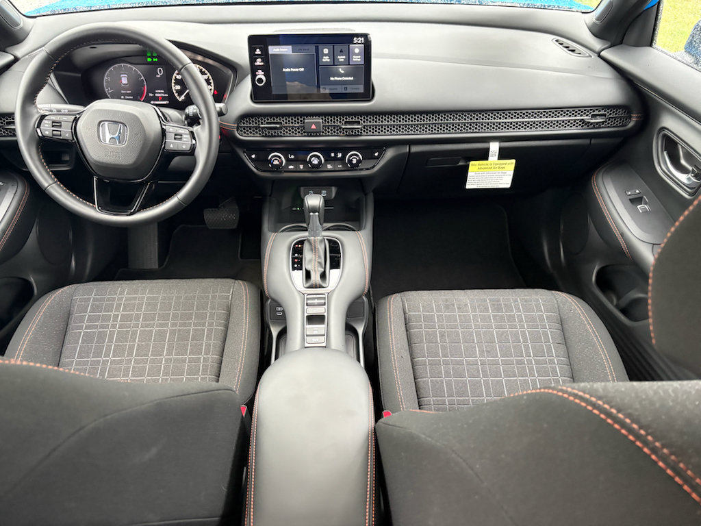 Certified 2026 Honda HR-V Sport image 2