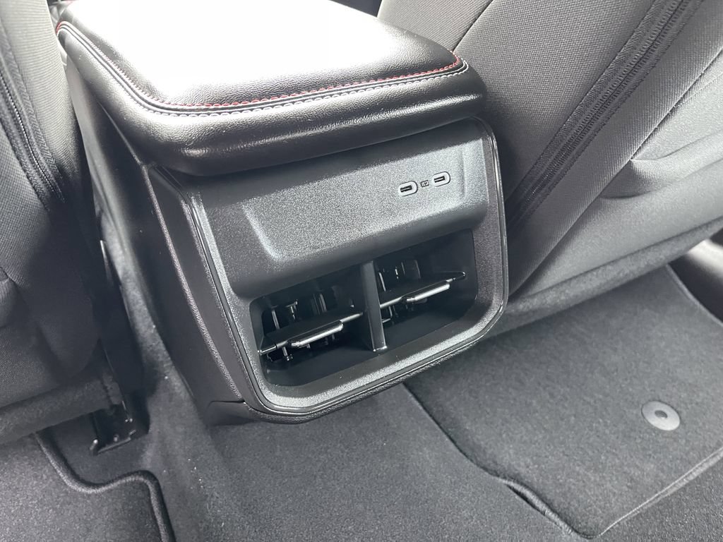 New 2026 Dodge Charger R/T w/ Blacktop Package AWD/4WD image 17
