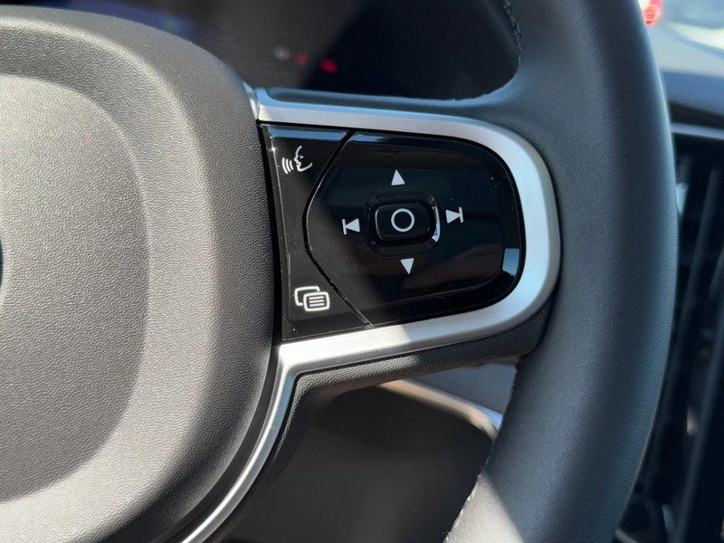 New 2026 Volvo XC90 B6 Ultra w/ Protection Package image 12