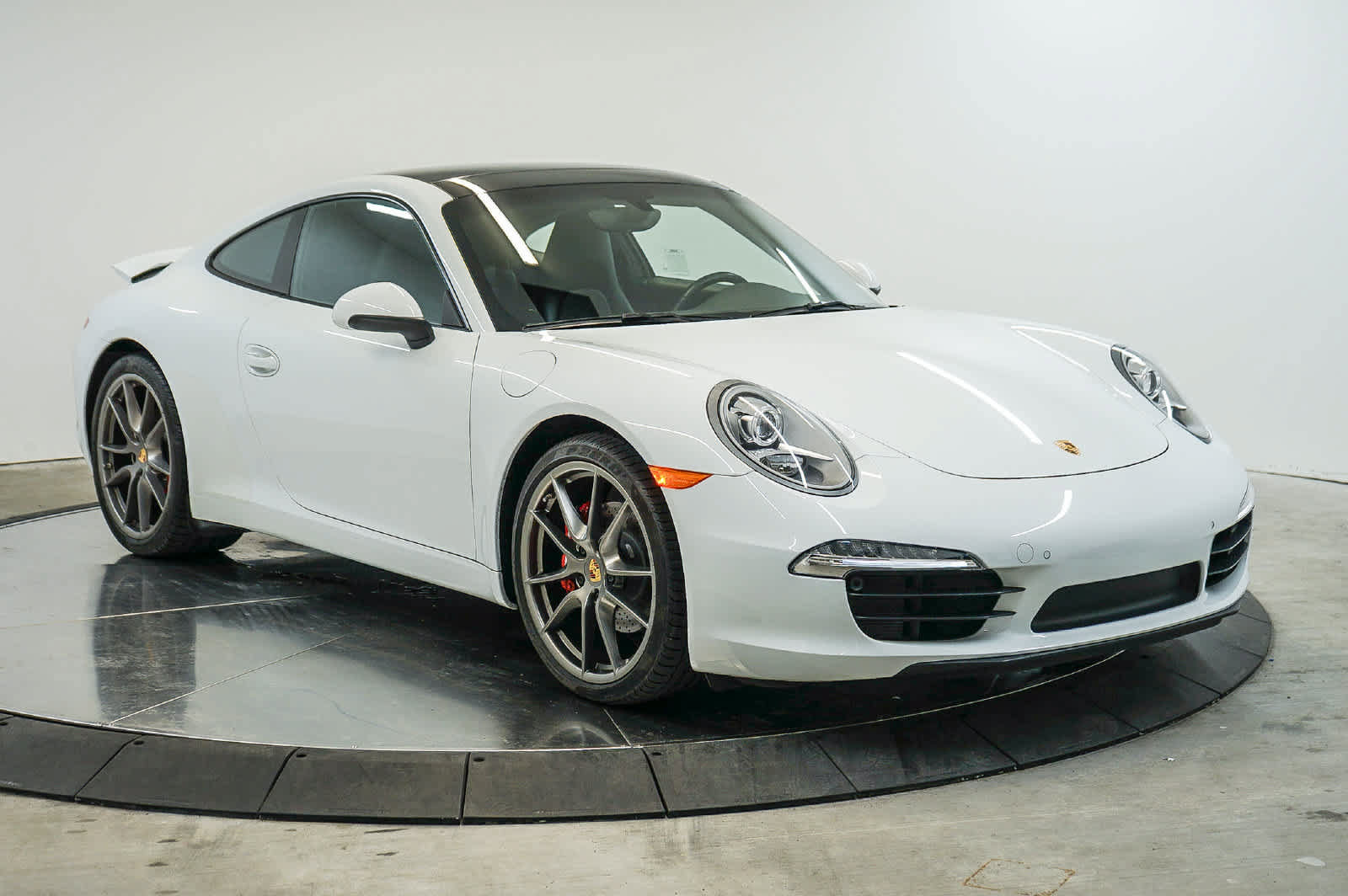 Certified 2016 Porsche 911 Carrera RWD image 7