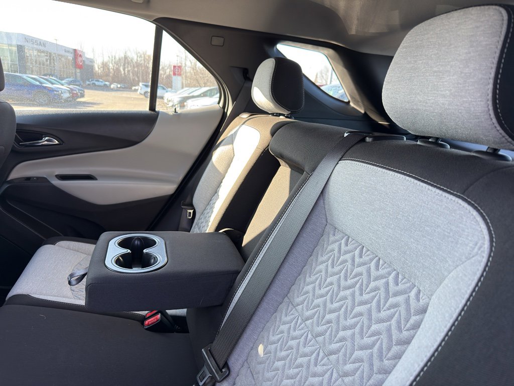 Used 2023 Chevrolet Equinox LS w/ Driver Confidence II Package image 33