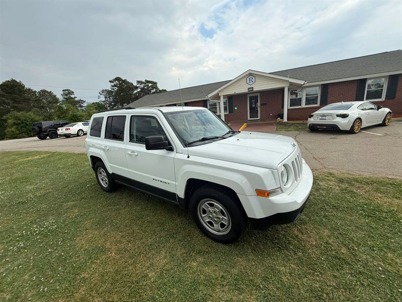 Used 2013 Jeep Patriot Sport w/ PWR Value Group FWD image 5