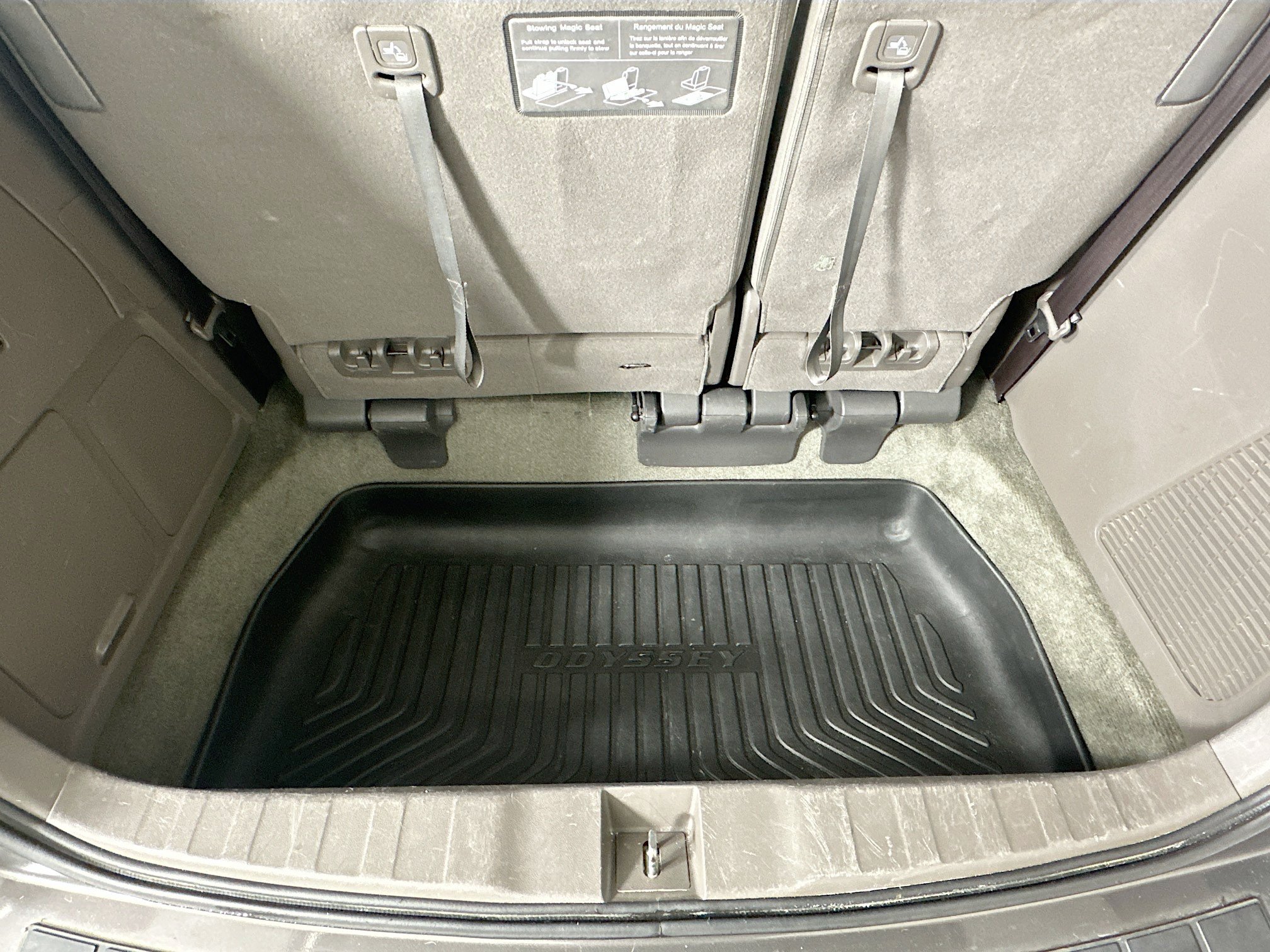 Used 2015 Honda Odyssey Touring image 29